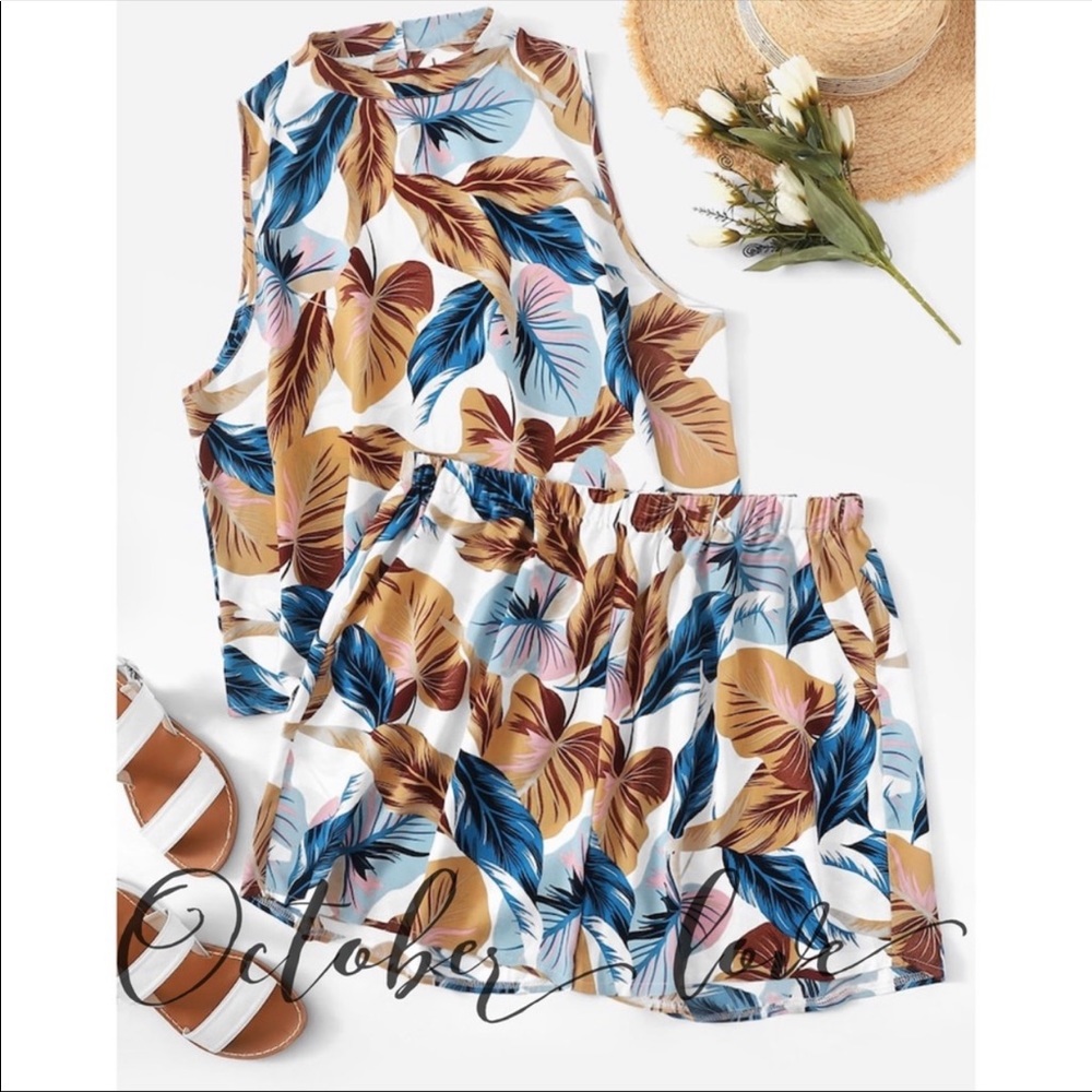 PLUS SIZE Leaf Design Top and Shorts Set